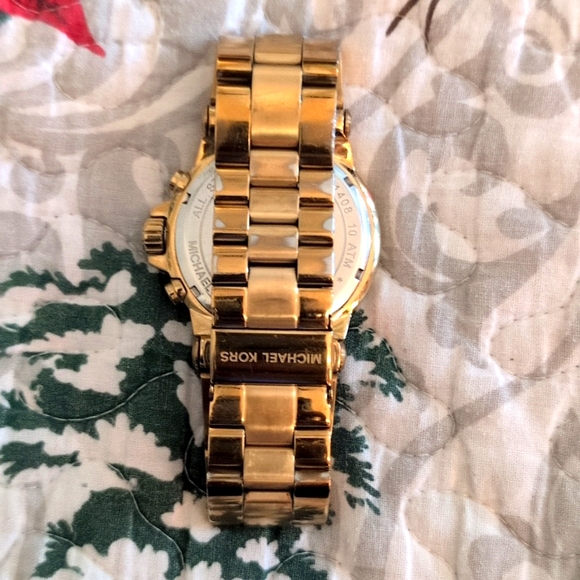 Men's Michael Kors Watch - Picture 2 of 3